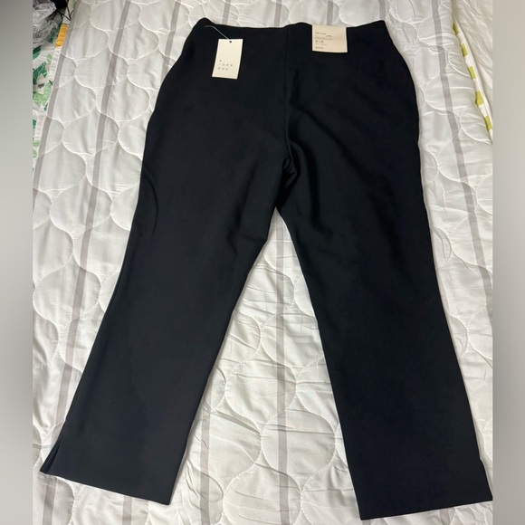 A New Day Black Super High Rise Capri Pants – Size 8 NWT - Picture 13 of 16